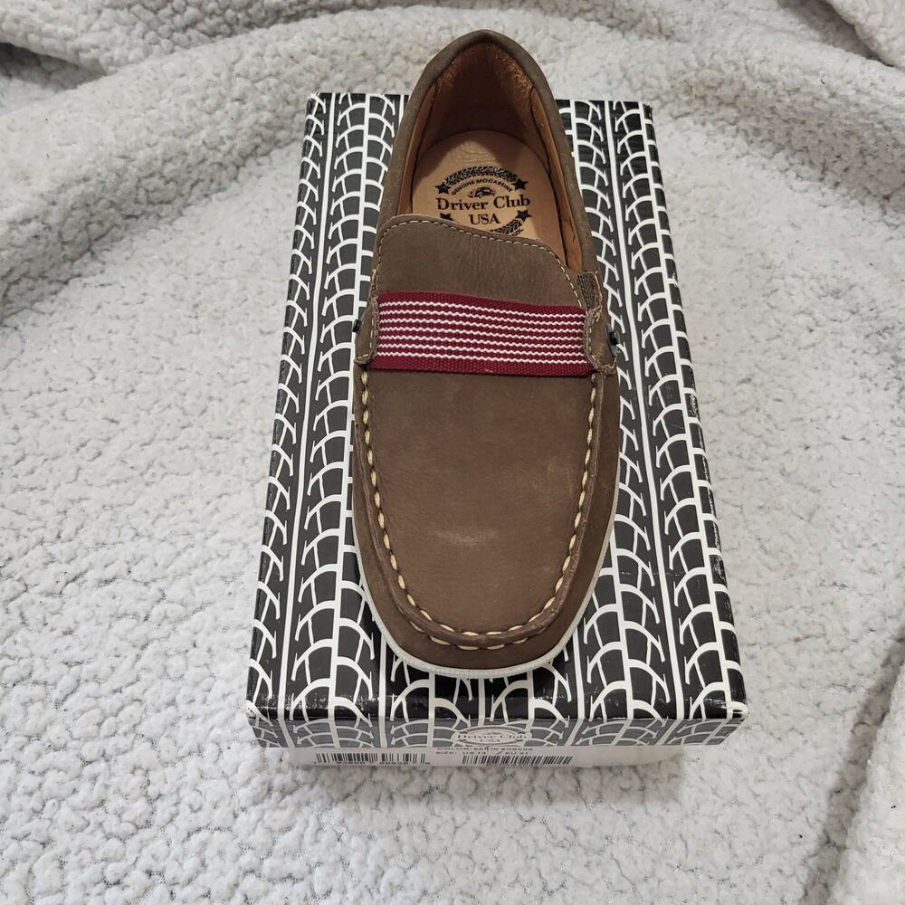 NEW Driver Club USA Leather Luxury Loafer  Earth Nubuck  13 M US Little Kid